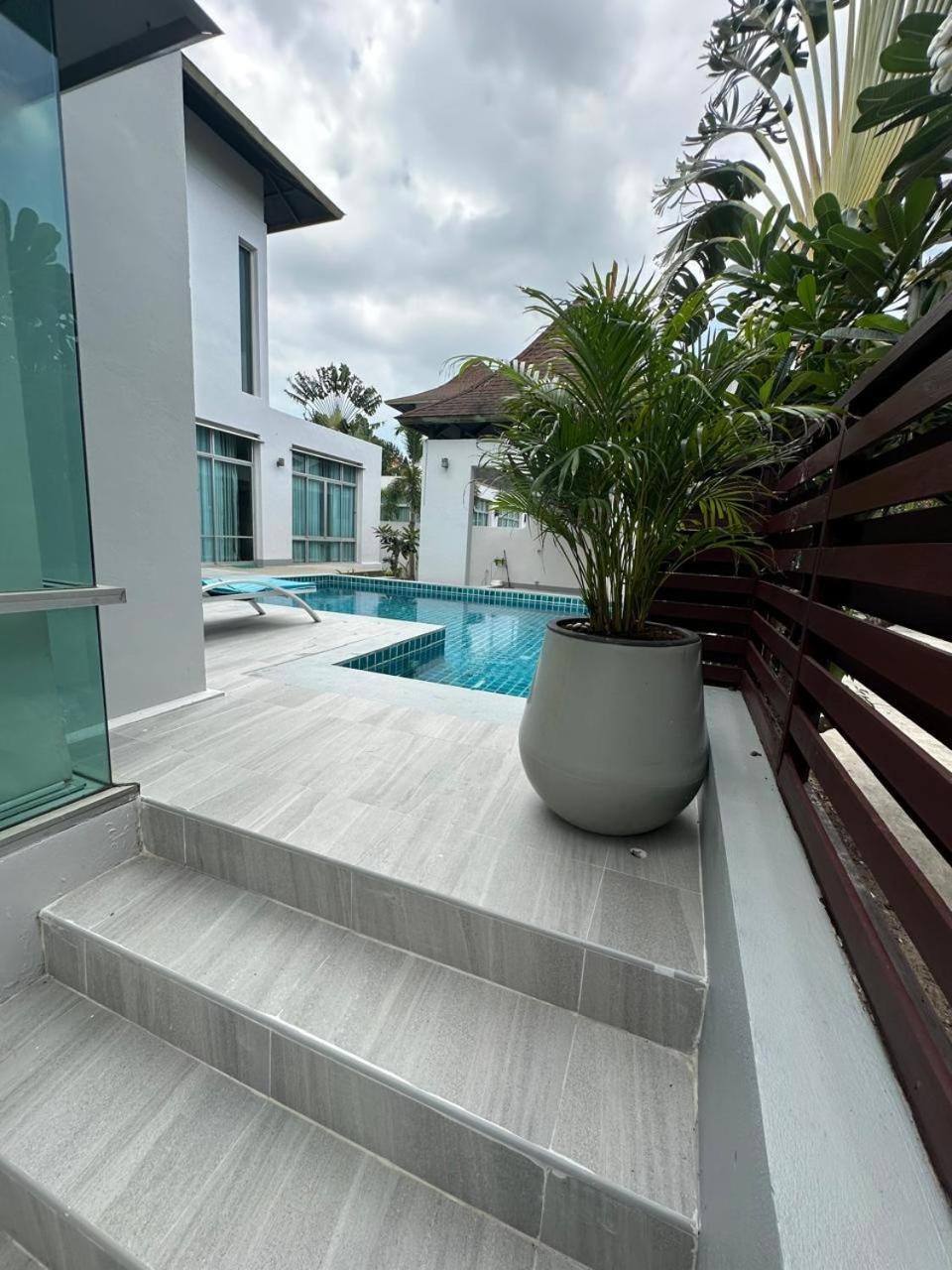 Holiday Pool Villa Na Chom Thian Esterno foto