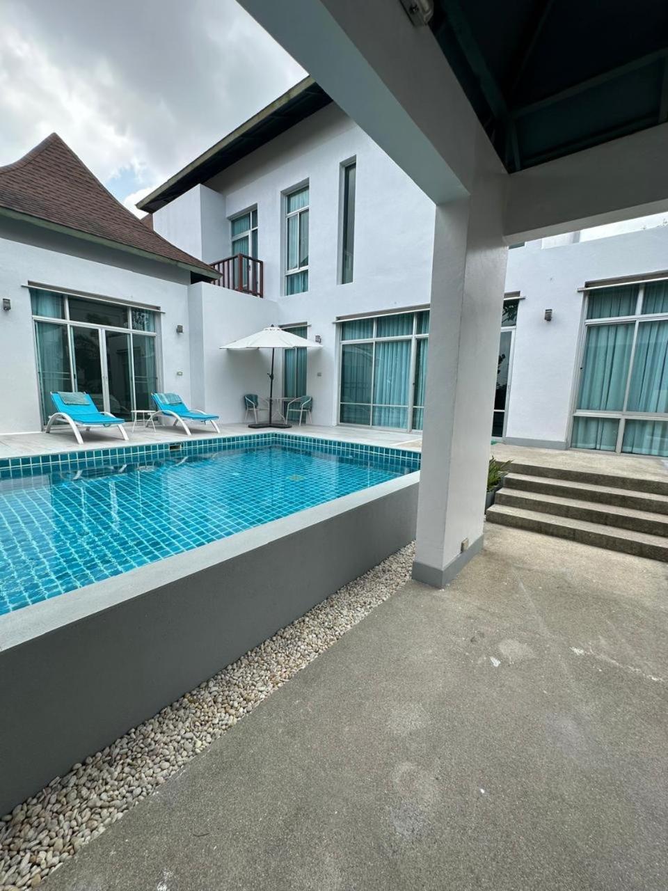 Holiday Pool Villa Na Chom Thian Esterno foto